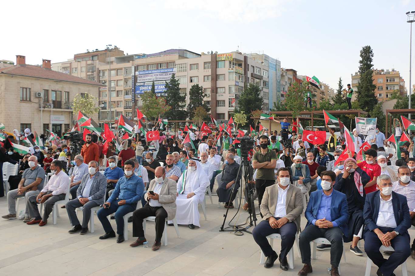 Şanlıurfa'da Mavi Marmara şehidleri hayırla yad edildi Şanlıurfa'da Mavi Marmara şehidleri hayırla yad edildi